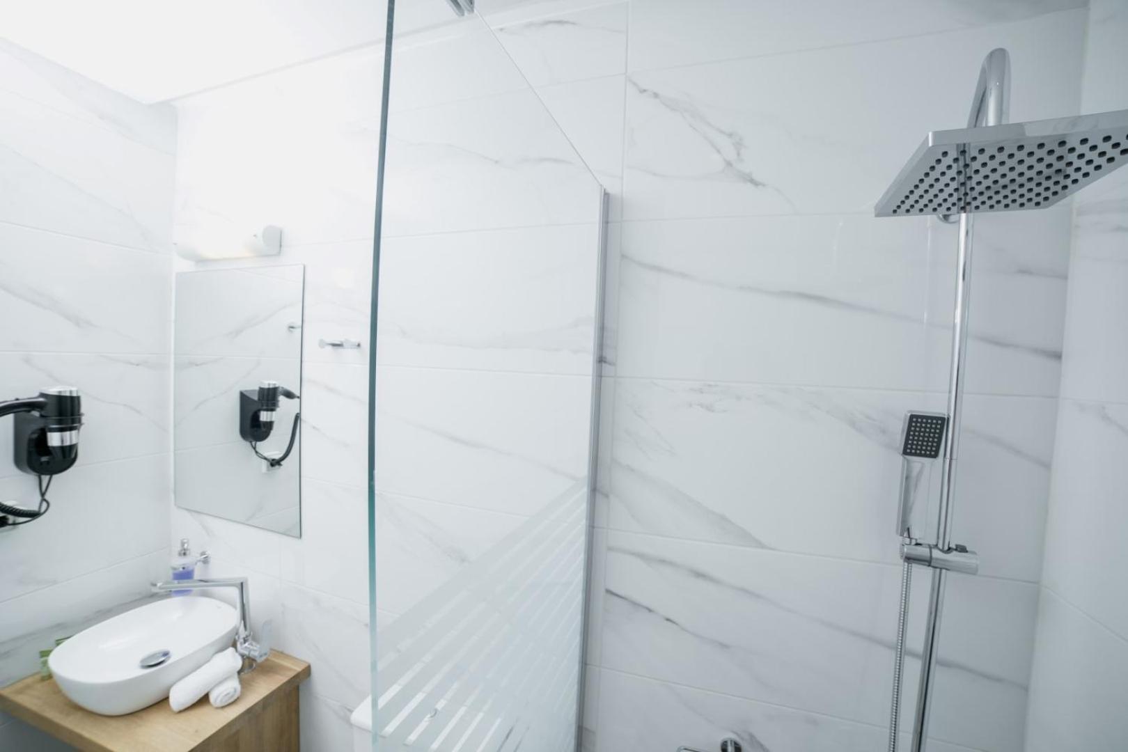 ホテル Acropolis Vision アテネ 部屋 写真